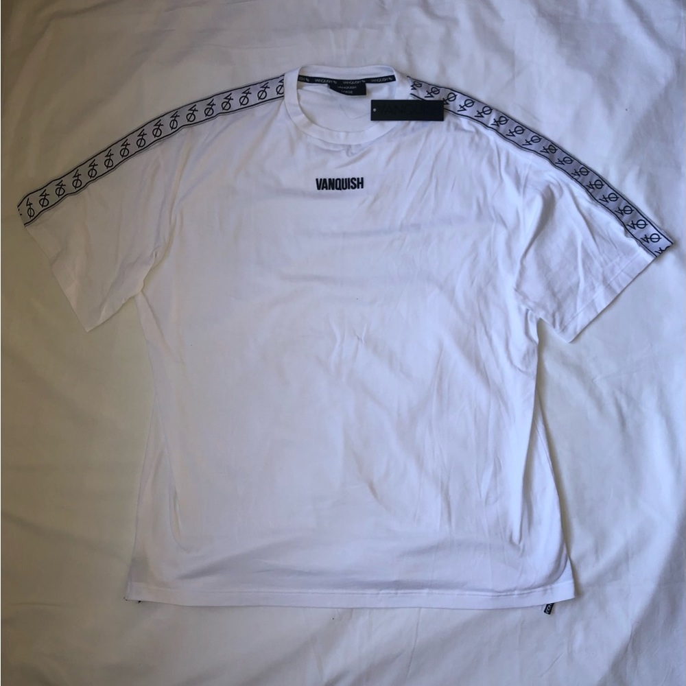 Men’s Vanquish Fitness Oversized T-Shirt Large *Brand New With Tag